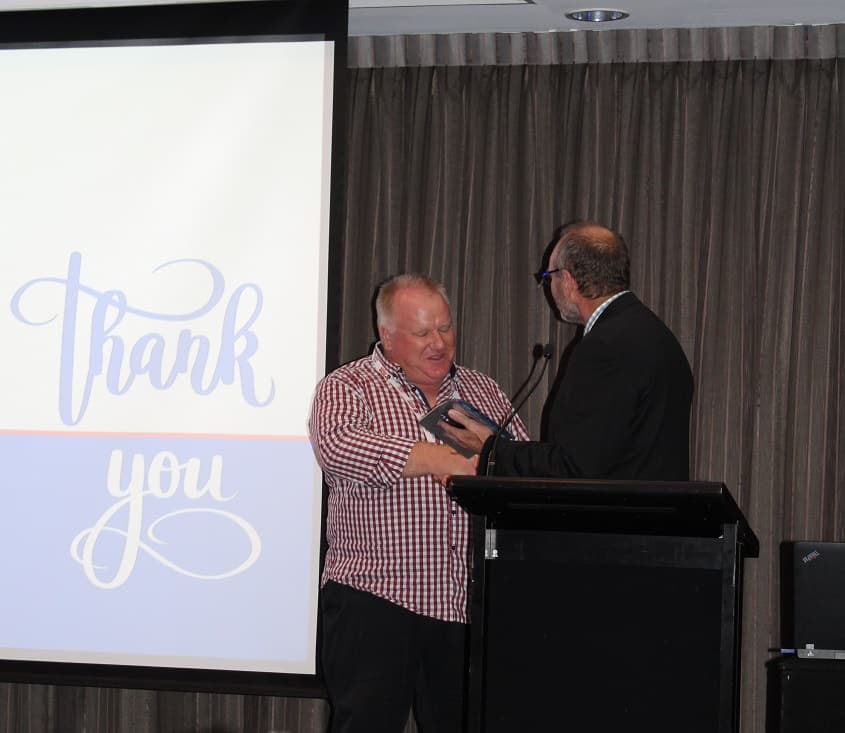 Ian Shapland receiving the ADIA President's Award