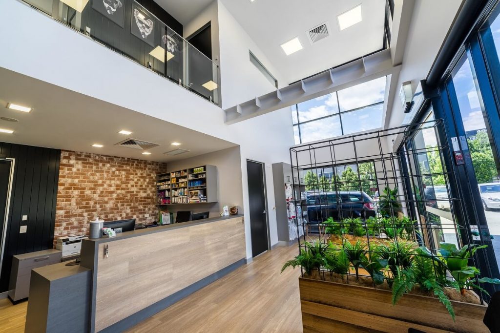 Reedy Creek Vet fitout industrial design style reception